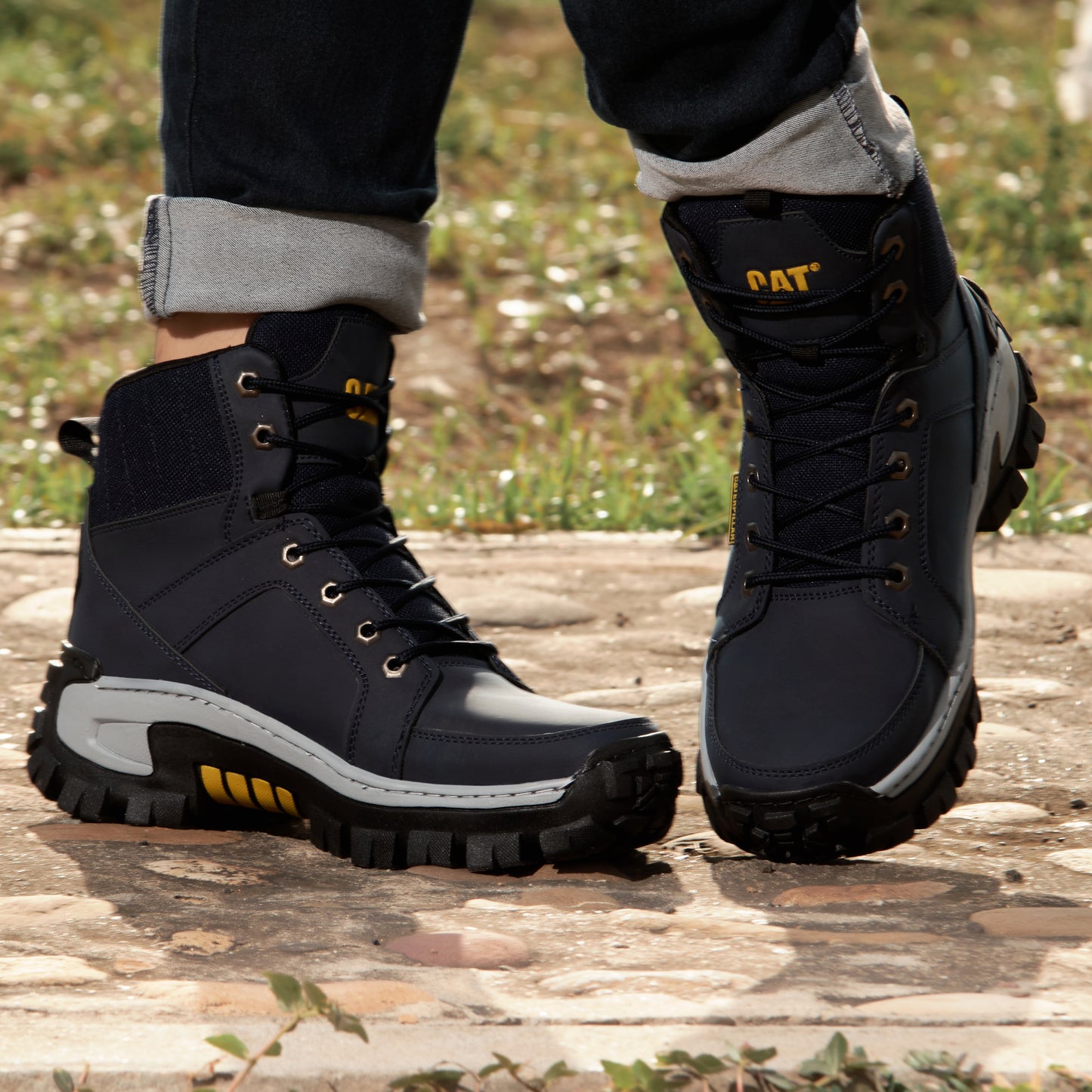 Bota Cat Titan Ridge