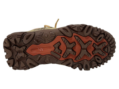 Bota Brahma Summit Female Trek